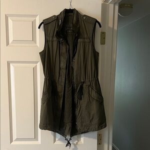 Levi’s zip up vest